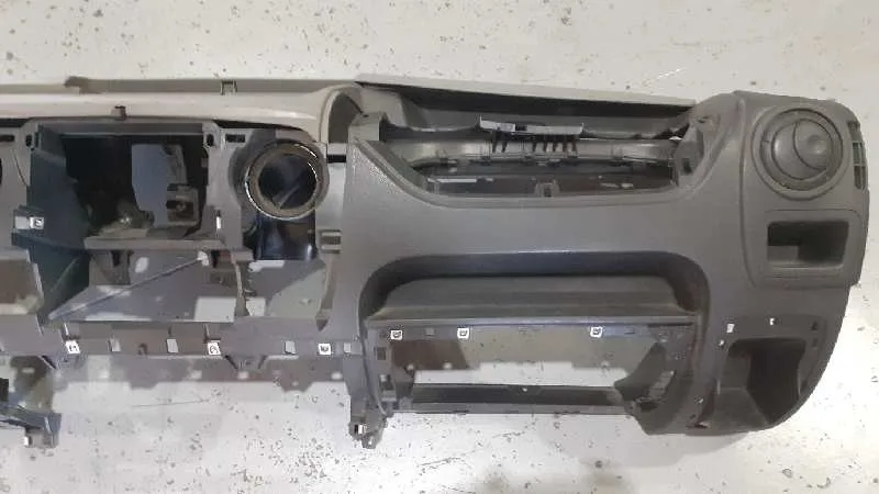 Salpicadero para Renault Master Kipper Doka