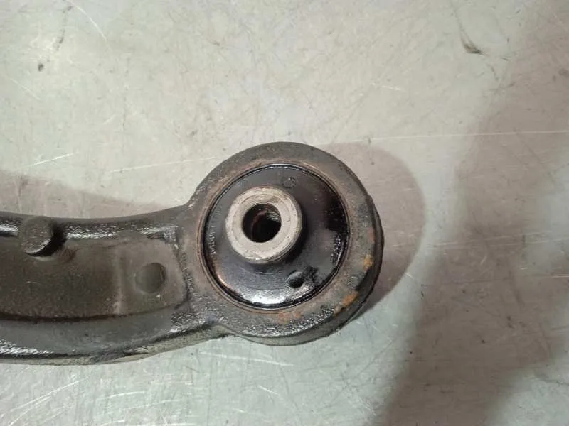 Brazo Suspension Inferior Delantero Derecho para Renault Master Kipper Doka