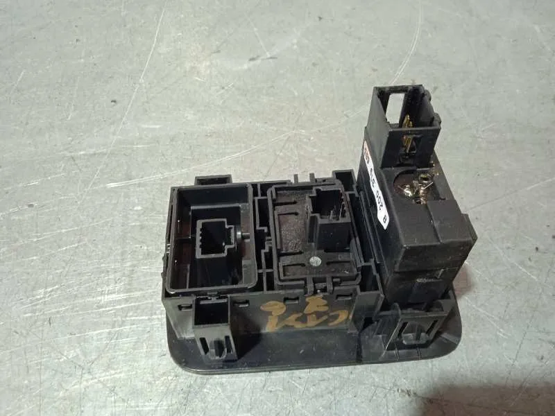 Interruptor para Renault Master Kipper Doka