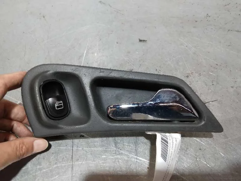 Mando Elevalunas Trasero Derecho para Mercedes-Benz Clase C (W203) Berlina