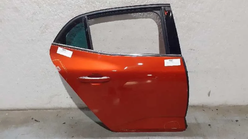 Puerta Trasera Derecha para Renault Megane Iv Berlina 5P