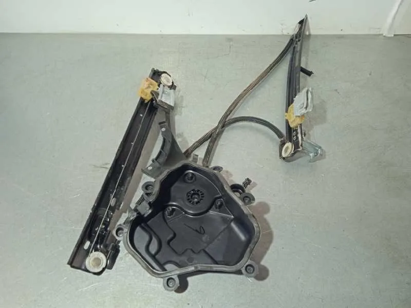 Elevalunas Delantero Izquierdo para Seat Ibiza (6J5)
