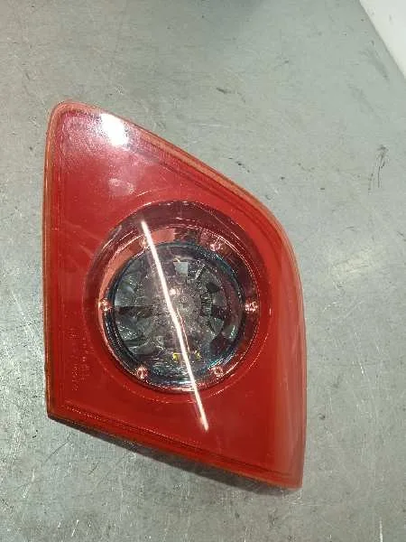 Piloto Trasero Derecho Interior para Mazda 3 Berlina (Bk)