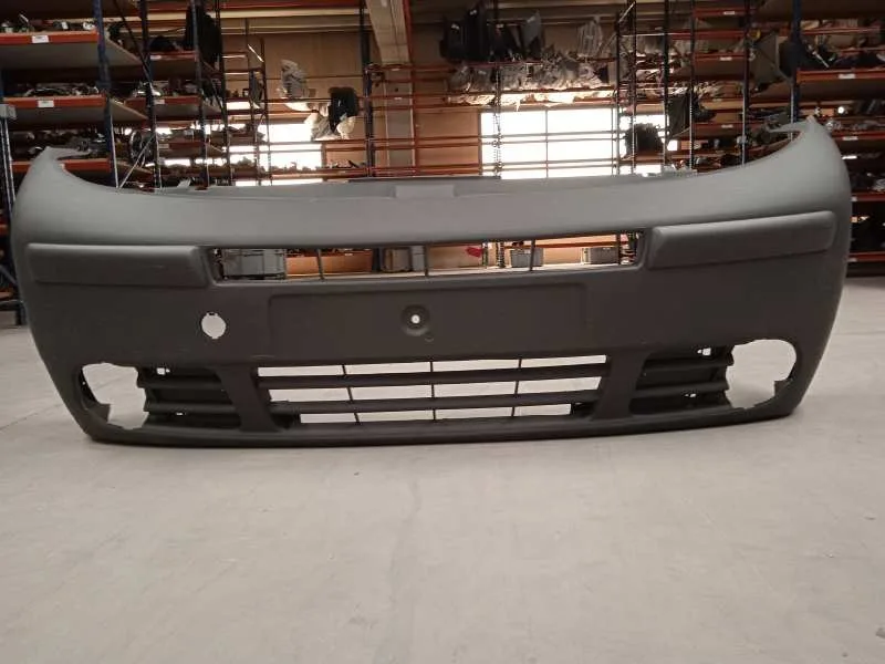 Paragolpes Delantero para Renault Trafic Caja Cerrada (Ab 4.01)