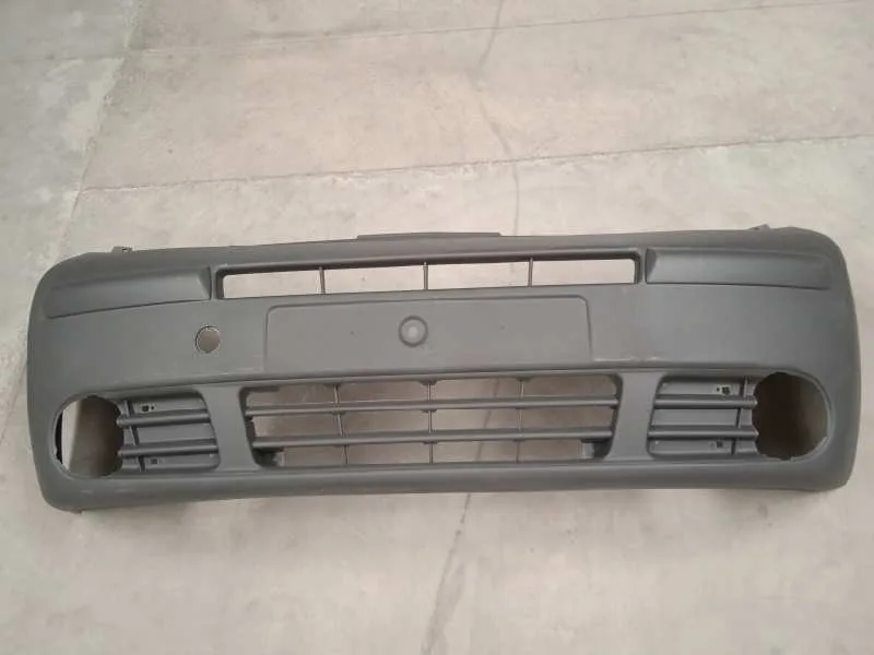 Paragolpes Delantero para Renault Trafic Caja Cerrada (Ab 4.01)