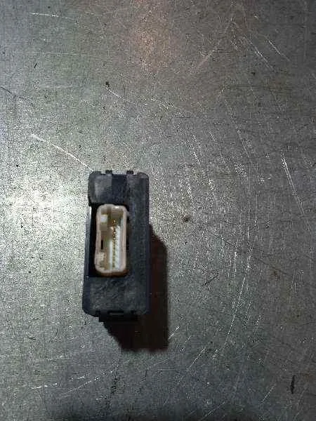 Modulo Electronico para Toyota Prius (Nhw20)