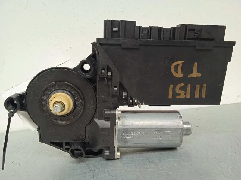 Motor Elevalunas Trasero Derecho para Volkswagen Touareg (7La)