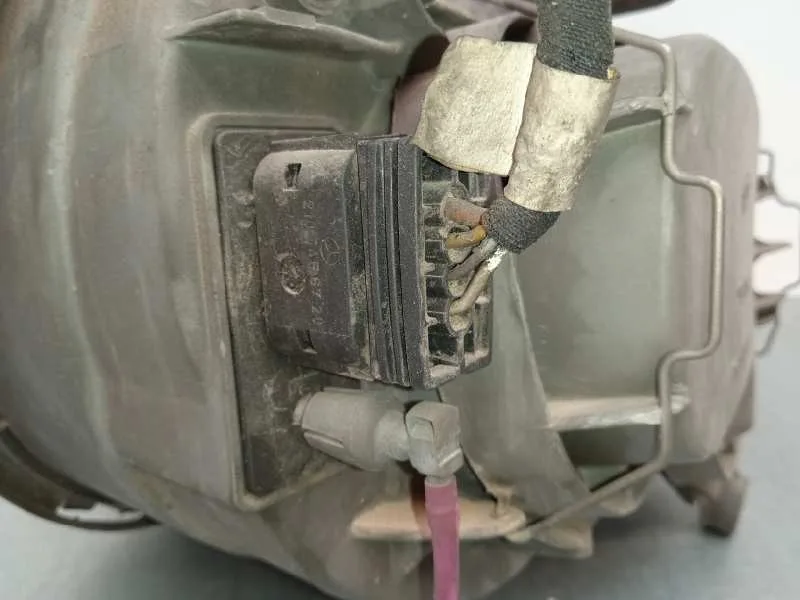 Faro Izquierdo para Mercedes-Benz Clase E (W210) Berlina Diesel