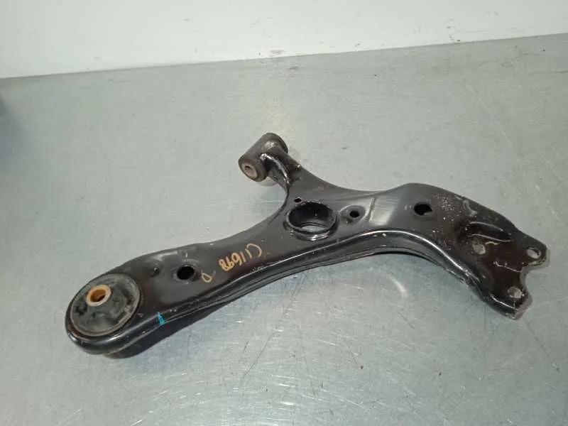 Brazo Suspension Inferior Delantero Derecho para Toyota Auris