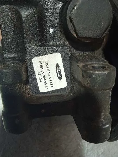 Bomba Direccion para Ford Transit Caja Cerrada '06