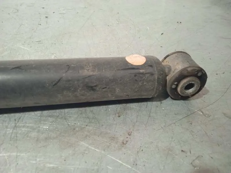 Amortiguador Trasero Derecho para Toyota Yaris