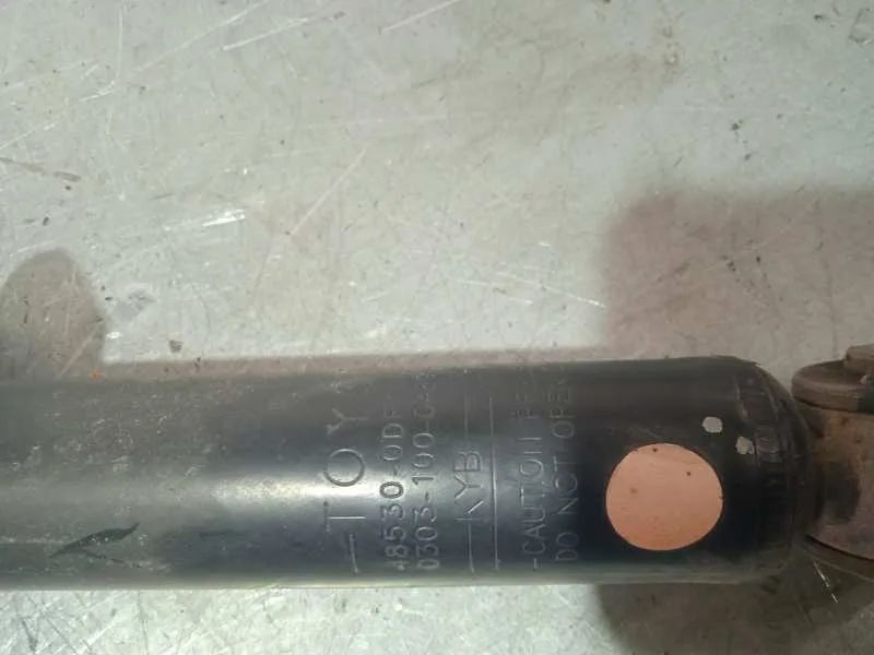 Amortiguador Trasero Derecho para Toyota Yaris