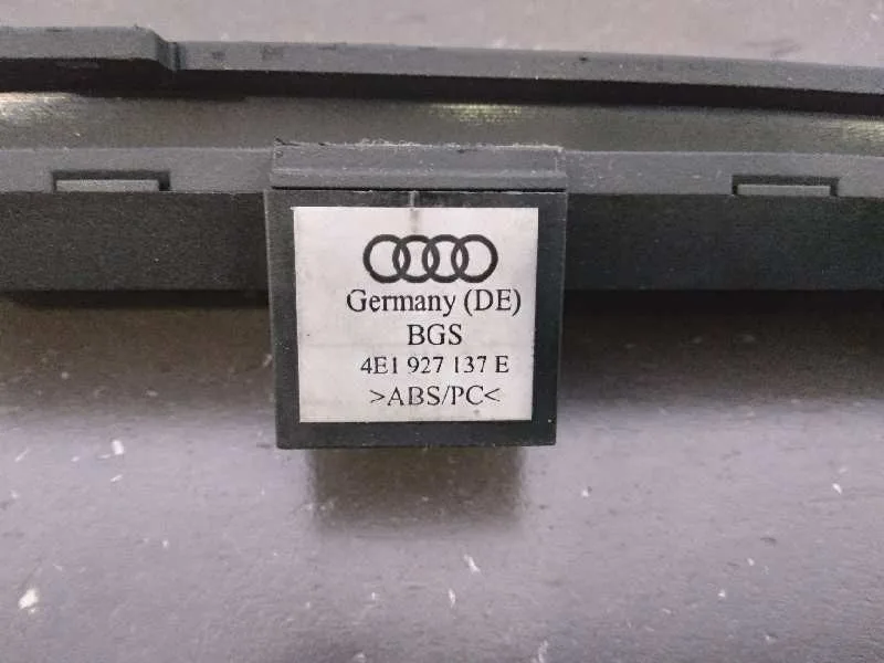 Warning para Audi A8 (4E2)
