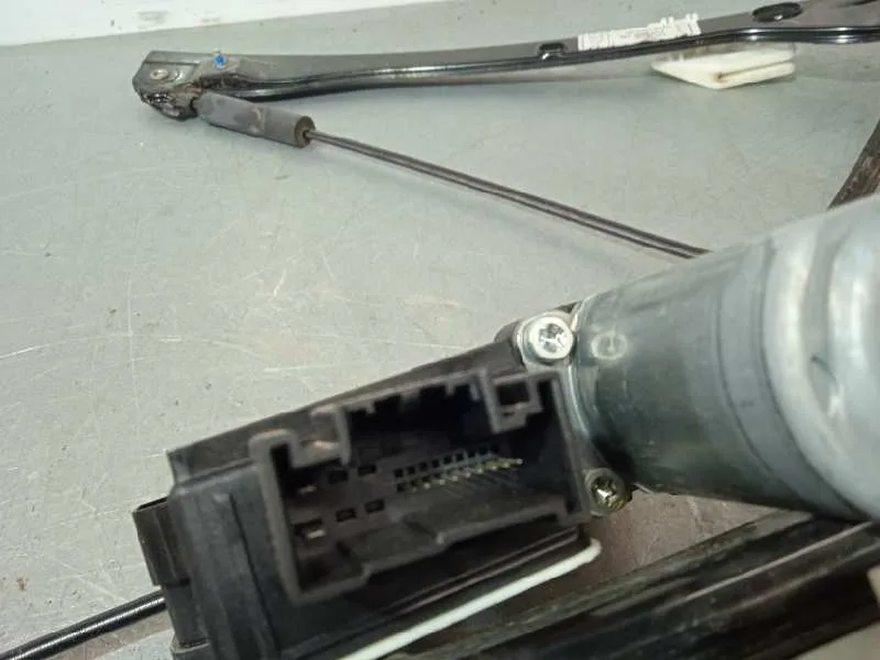 Elevalunas Delantero Izquierdo para Skoda Fabia