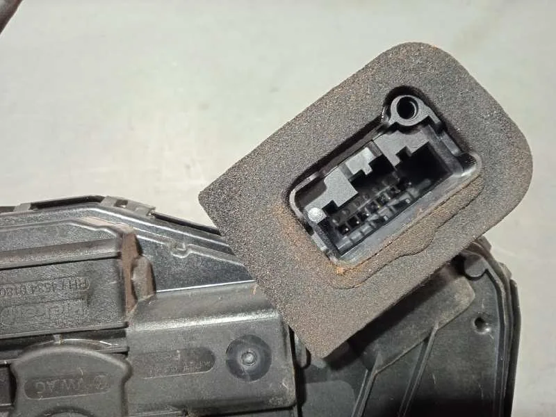 Cerradura Puerta Delantera Derecha para Skoda Fabia