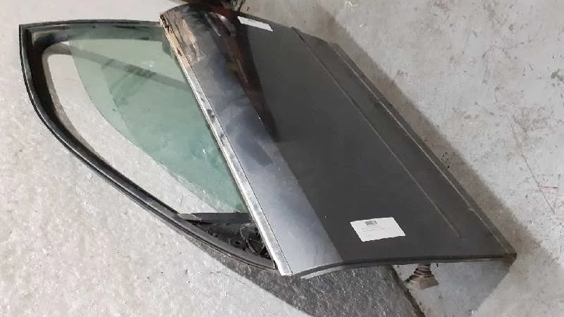 Puerta Delantera Izquierda para Audi A4 Berlina (8E)