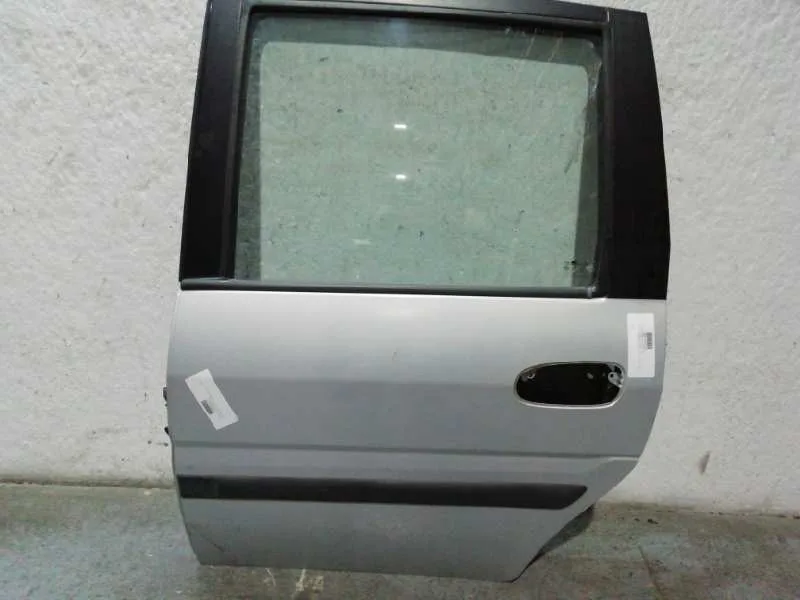 Puerta Trasera Izquierda para Hyundai Matrix (Fc)