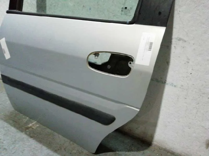 Puerta Trasera Izquierda para Hyundai Matrix (Fc)
