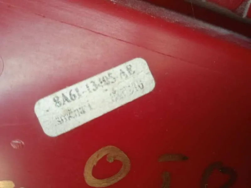Piloto Trasero Izquierdo para Ford Fiesta (Cb1)