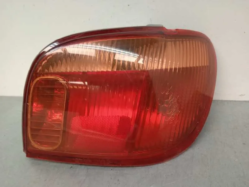 Piloto Trasero Derecho para Toyota Yaris (Ncp1/Nlp1/Scp1)