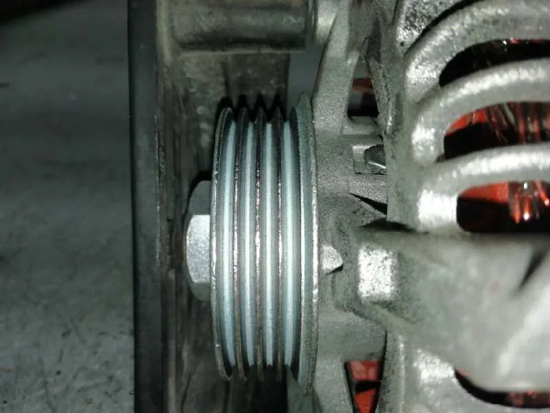 Alternador para Fiat Punto Berlina (176)