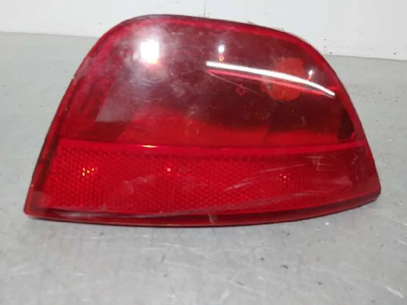 Catadioptrico para Ford Focus Berlina (Cap)