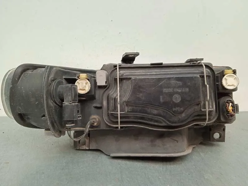 Faro Izquierdo para Seat Leon (1M1)