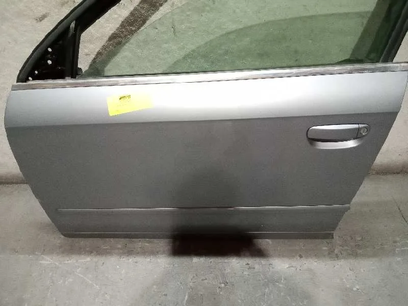 Puerta Delantera Izquierda para Audi A4 Berlina (8E)