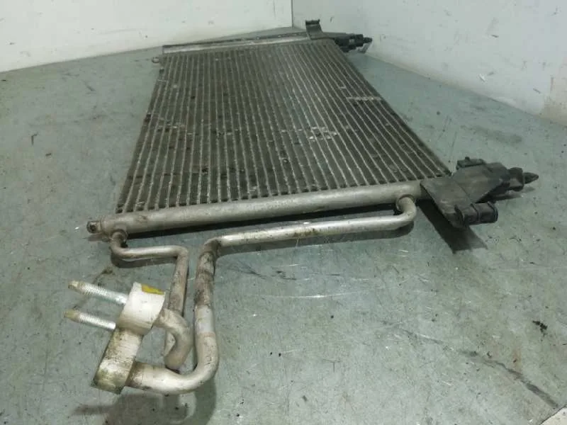 Condensador / Radiador Aire Acondicionado para Fiat Stilo (192)