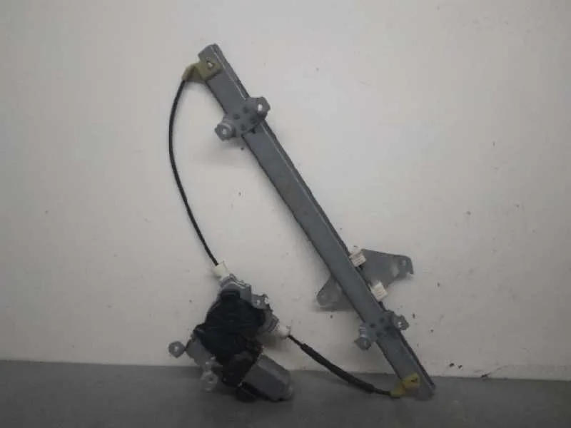 Elevalunas Delantero Izquierdo para Nissan Note (E11E)