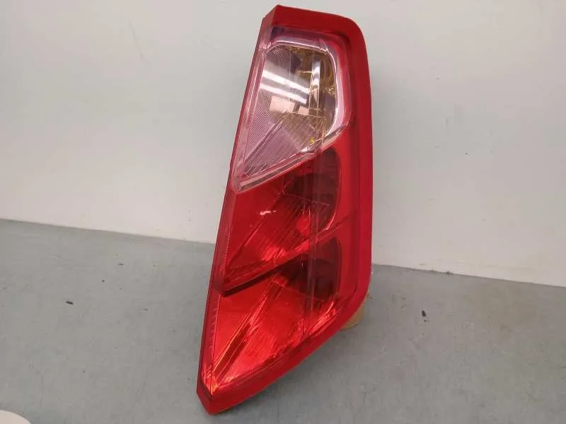 Piloto Trasero Derecho para Fiat Grande Punto (199)