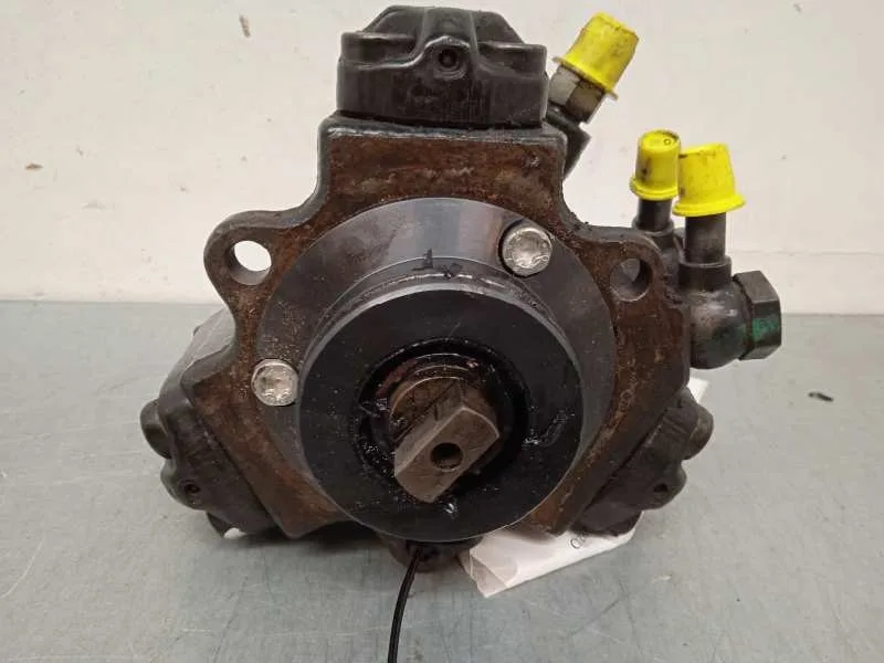 Bomba Inyeccion para Opel Corsa D