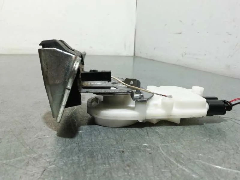Cerradura Maletero / Porton para Hyundai Accent (Lc)