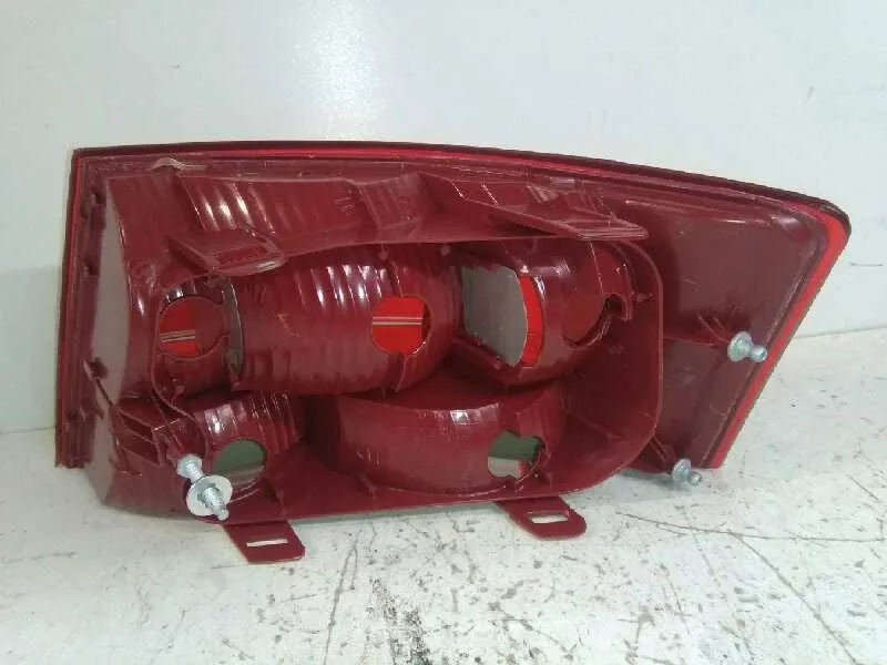 Piloto Trasero Izquierdo para Audi A6 Berlina (4F2)