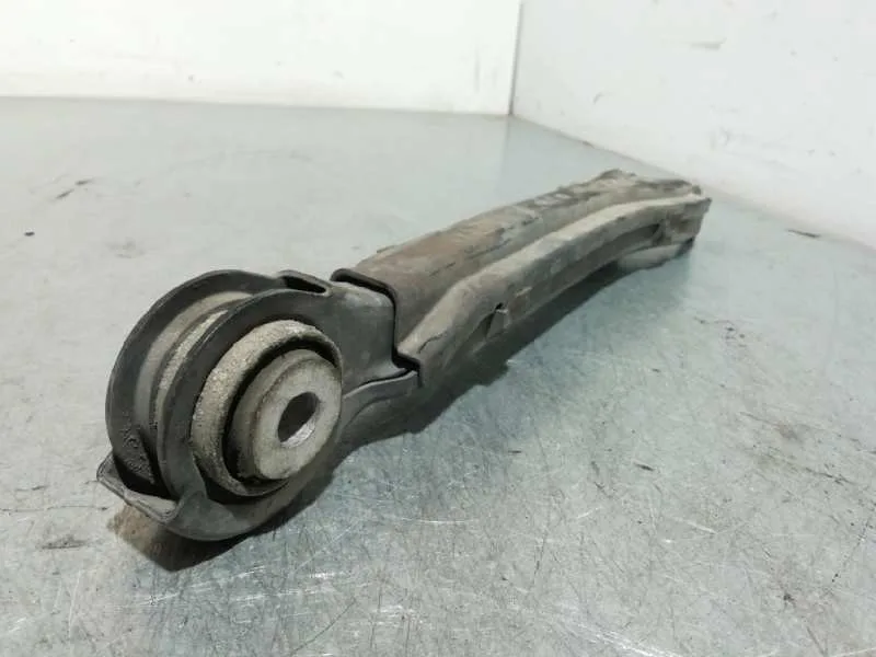 Brazo Suspension Inferior Trasero Derecho para Mercedes-Benz Clase C (W204) Familiar