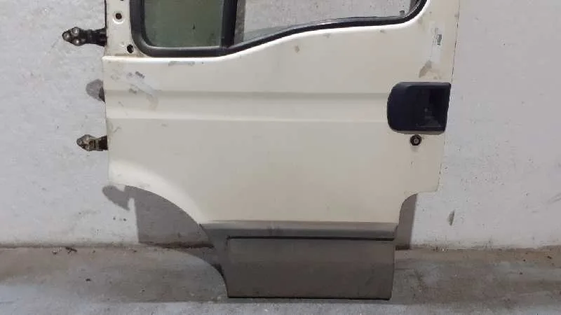 Puerta Delantera Izquierda para Iveco Daily Caja Cerrada (2006 =>)