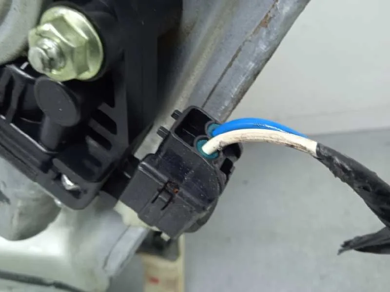 Elevalunas Delantero Derecho para Kia Carnival