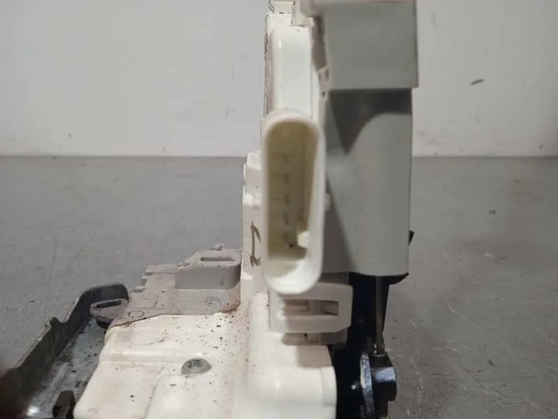 Cerradura Puerta Delantera Derecha para Audi A4 Berlina (8W2)