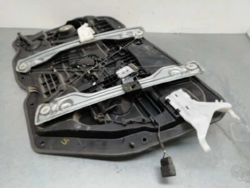 Elevalunas Delantero Izquierdo para Kia Cee'd