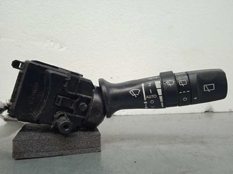 Mando Limpia para Kia Cee'd