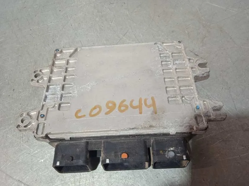 Centralita Motor Uce para Nissan Note