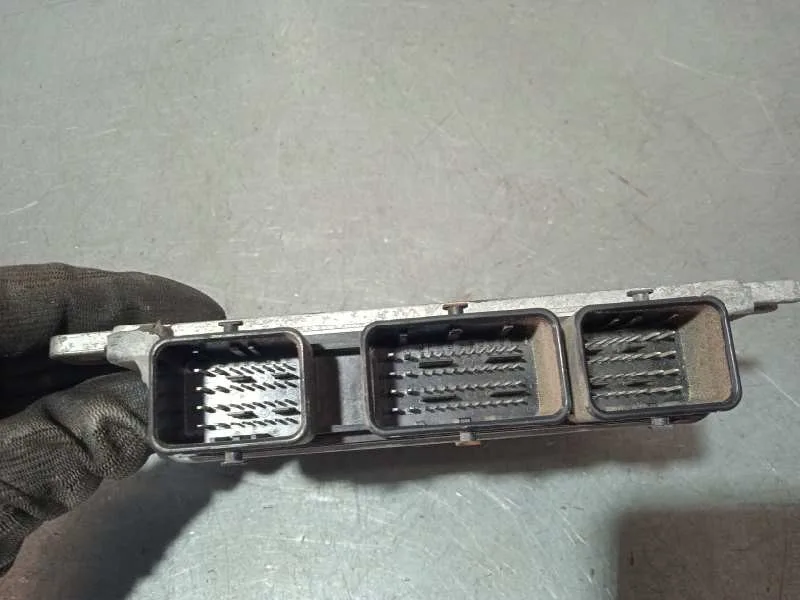 Centralita Motor Uce para Nissan Note