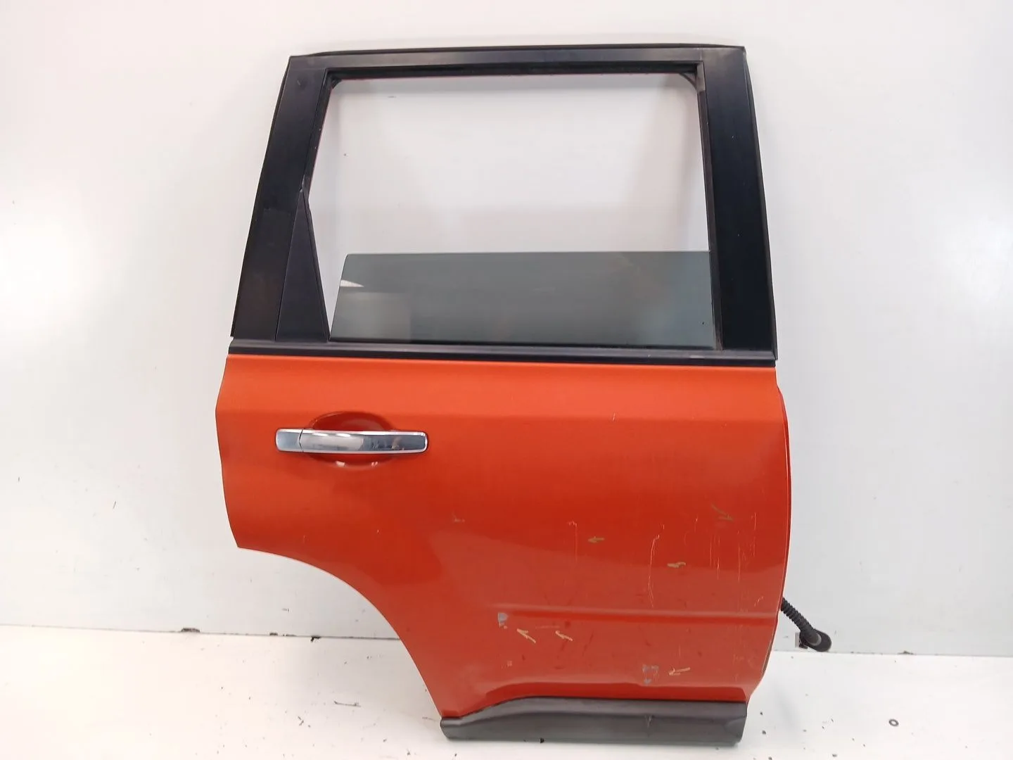 Puerta Trasera Derecha para Nissan X-Trail (T31)