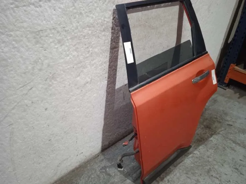 Puerta Trasera Izquierda para Nissan X-Trail (T31)