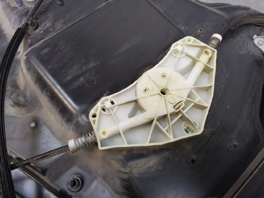 Elevalunas Delantero Izquierdo para Volkswagen Passat Berlina (3C2)