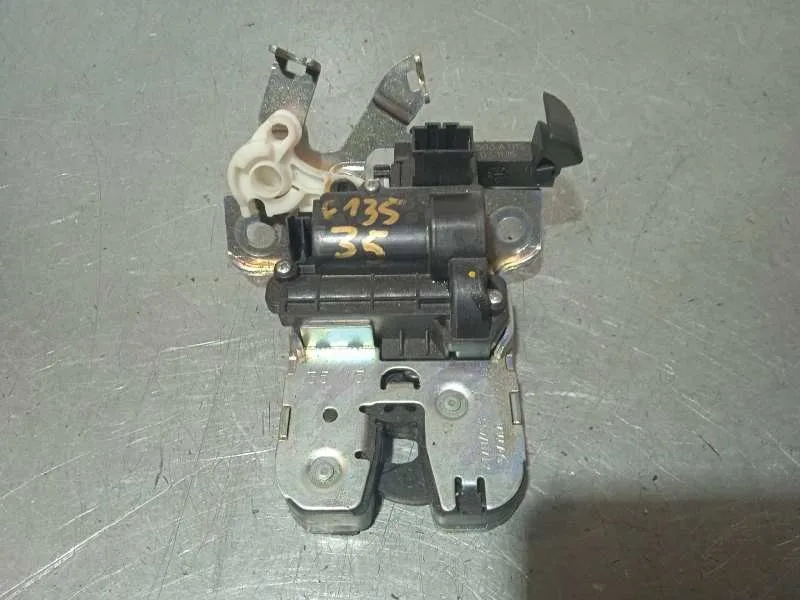Cerradura Maletero / Porton para Audi A4 Berlina (8W2)