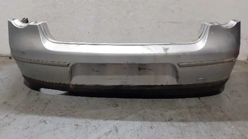 Paragolpes Trasero para Volkswagen Passat Berlina (3C2)