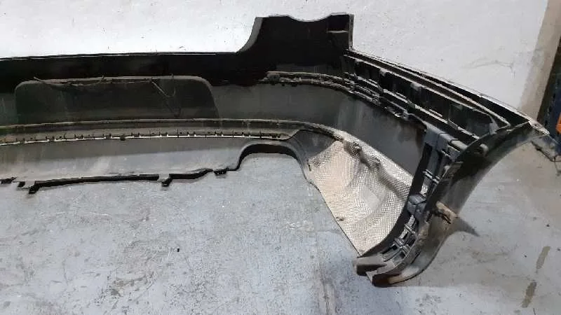 Paragolpes Trasero para Volkswagen Passat Berlina (3C2)