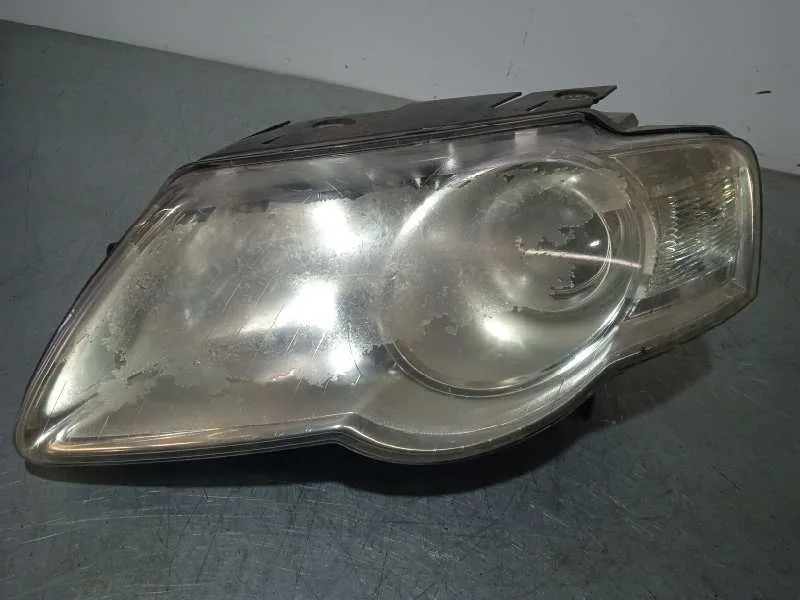 Faro Izquierdo para Volkswagen Passat Variant (3C5)