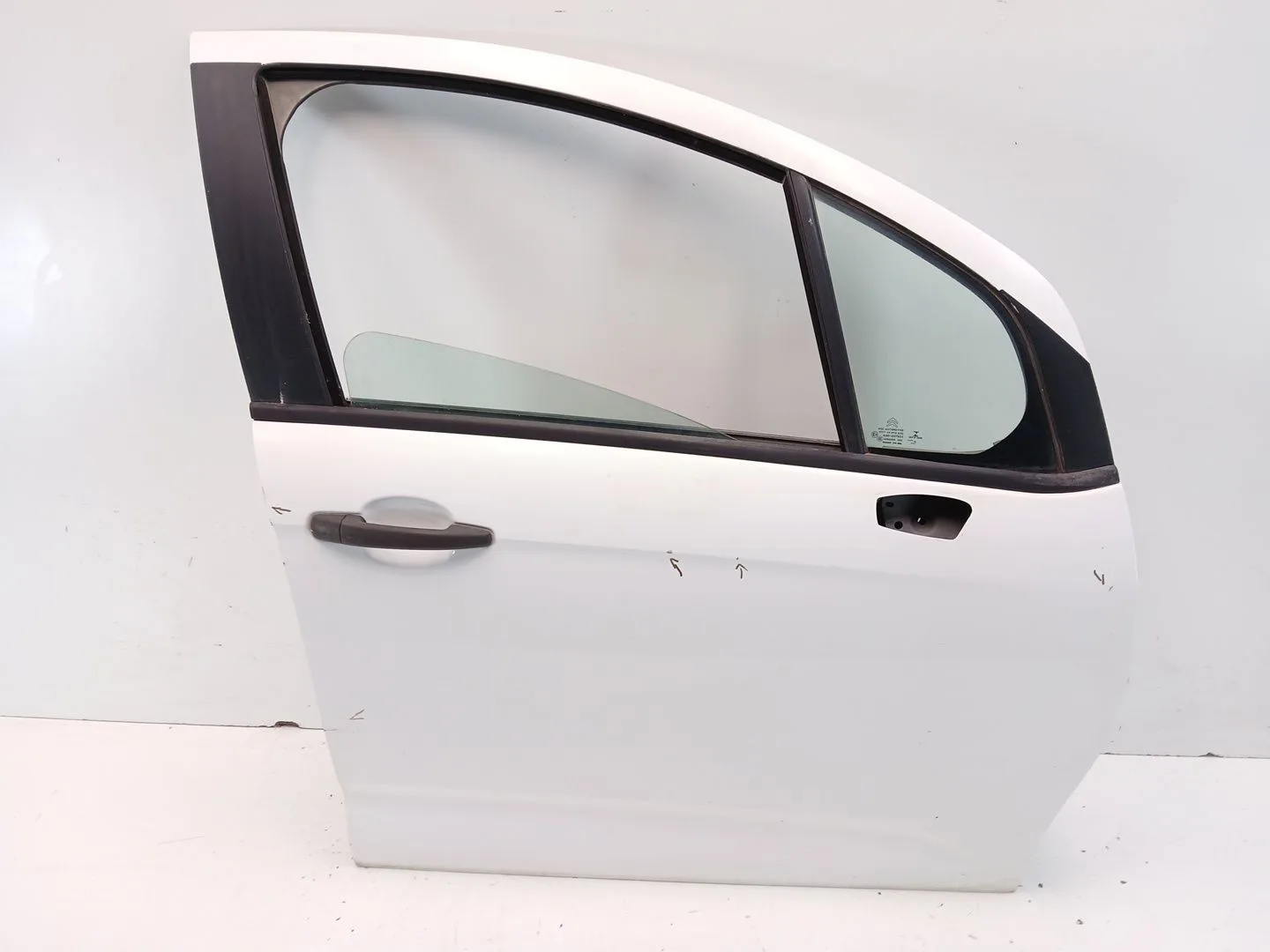 Puerta Delantera Derecha para Citroën C3